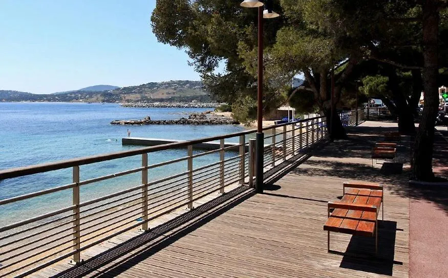 Apartment Studio 3 Etoiles - Parking - Wifi - Clim - Piscine Roquebrune-sur-Argens France