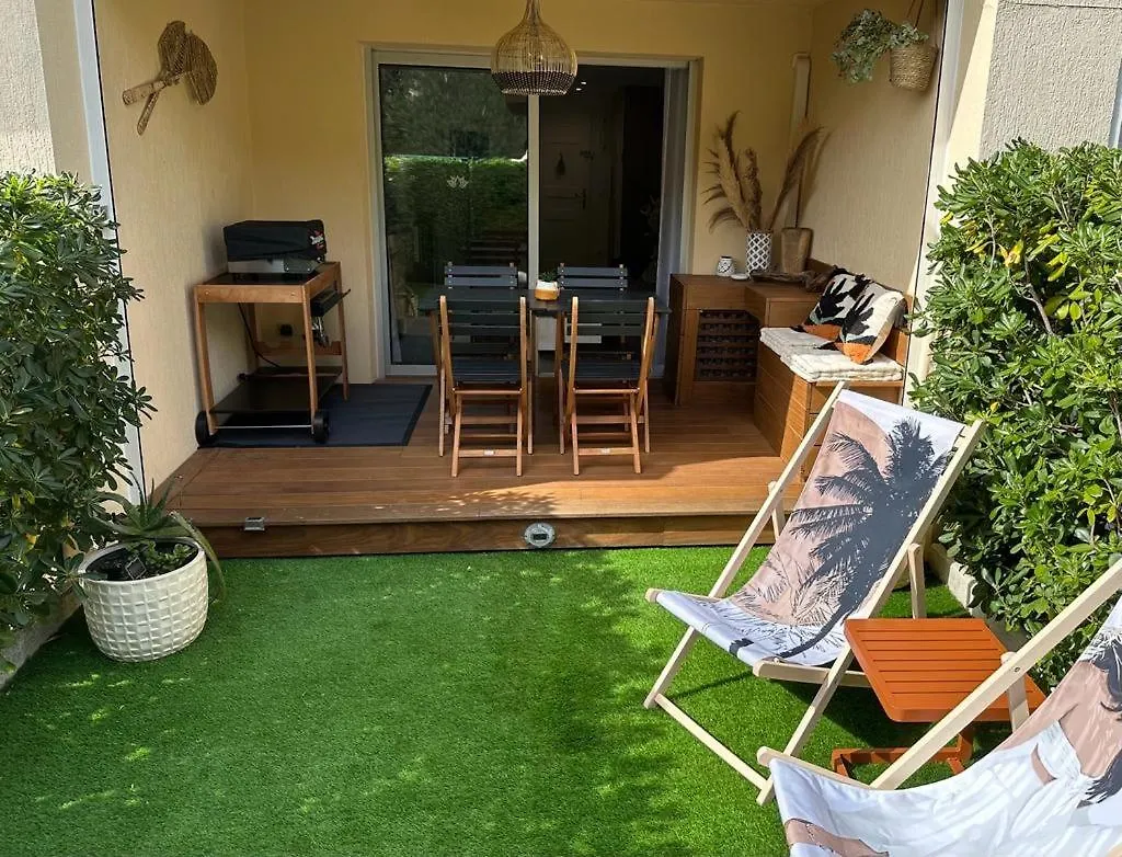 Apartment Studio 3 Etoiles - Parking - Wifi - Clim - Piscine Roquebrune-sur-Argens