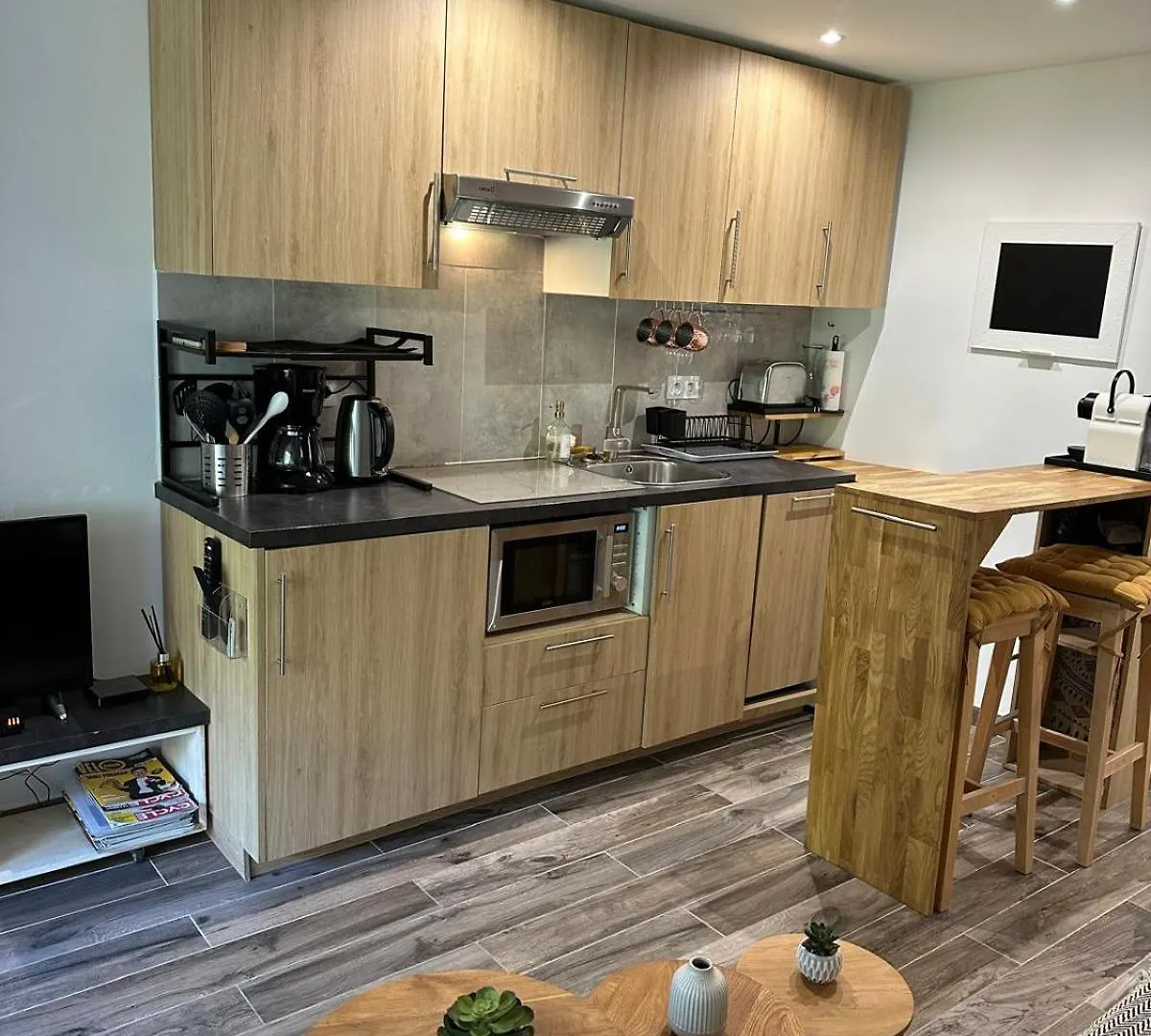 Studio 3 Etoiles - Parking - Wifi - Clim - Piscine Roquebrune-sur-Argens Apartment