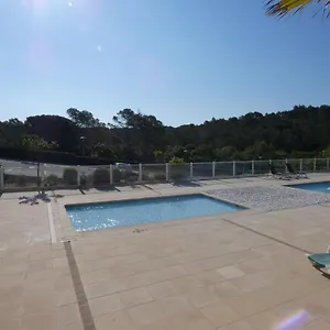 Appartement Résidence Les Pins Parasols De La Roque, Roquebrune-sur Argens